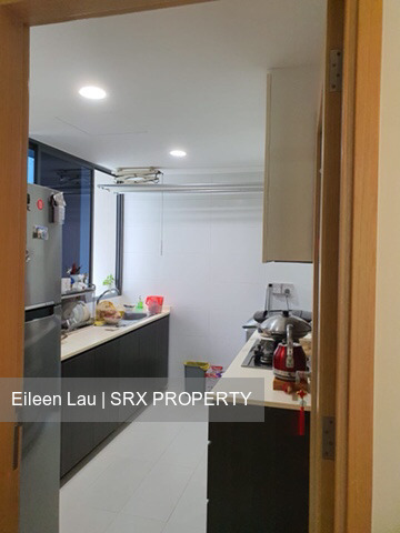 Esparina Residences (D19), Condominium #237237031